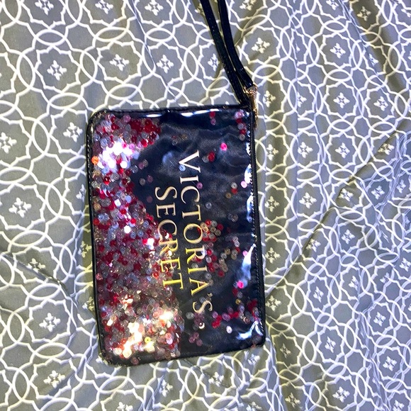 2  Victoria secret bag set ❤️🖤 - Picture 4 of 9